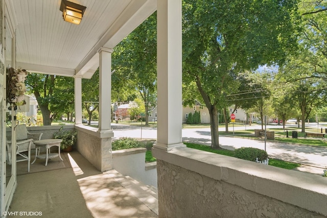 300 W Fremont St, Arlington Heights, IL 60004 - view of porch