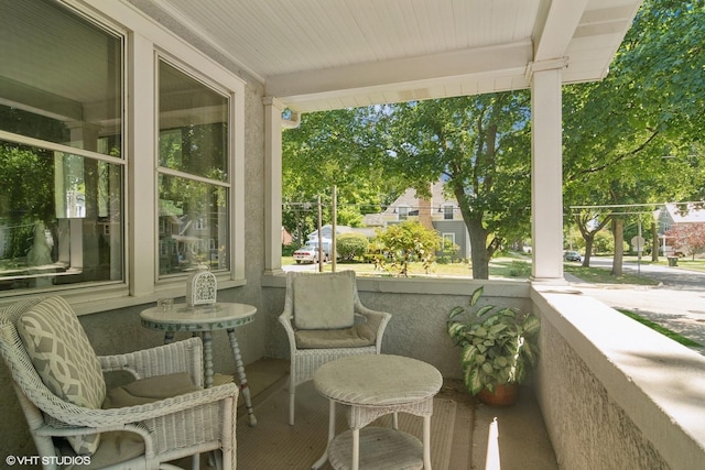 300 W Fremont St, Arlington Heights, IL 60004 - view of covered porch