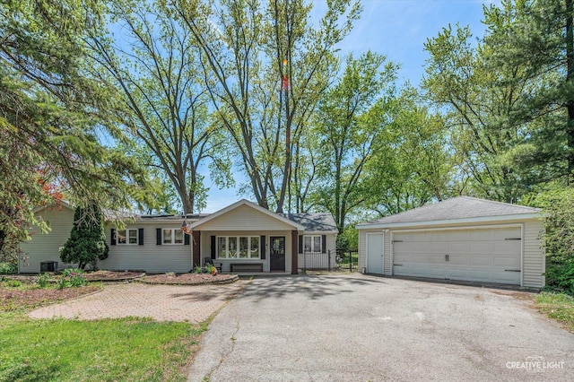 30W221 Estes St, Naperville, IL 60563 - photo 2
