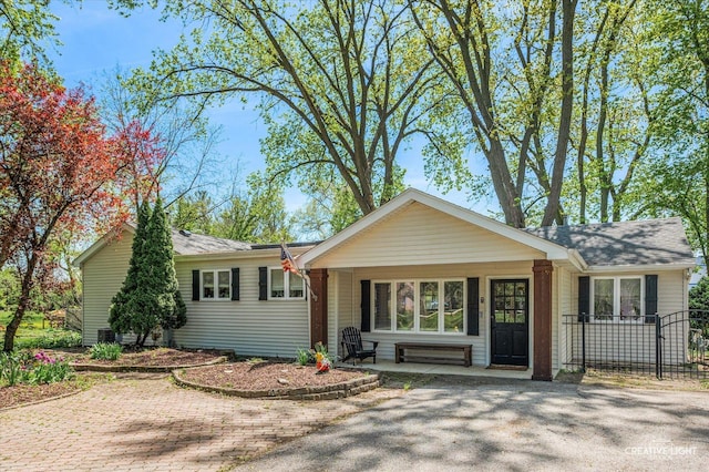 30W221 Estes St, Naperville, IL 60563 - photo 18