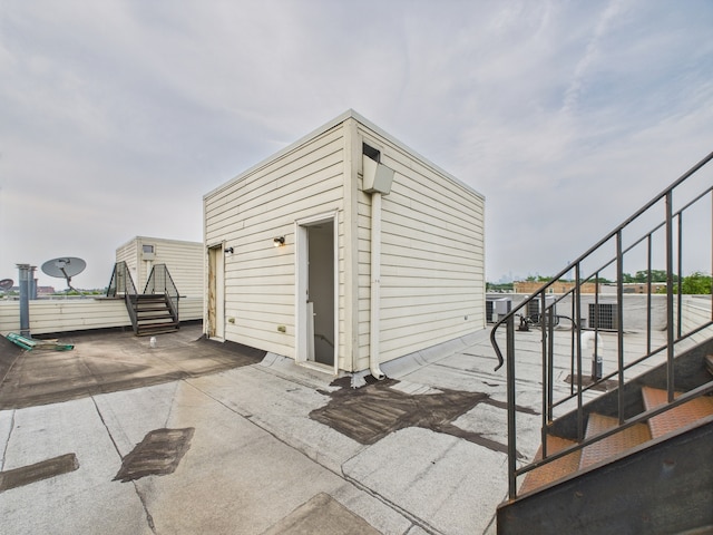738 S Kedzie Ave Unit 3, Chicago, IL 60612 - view of patio