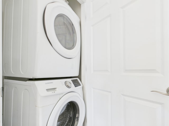 738 S Kedzie Ave Unit 3, Chicago, IL 60612 - washroom with stacked washer / dryer