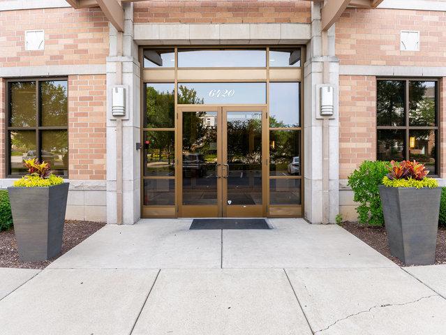 6420 Double Eagle Dr Unit 314, Woodridge, IL 60517 - photo 3
