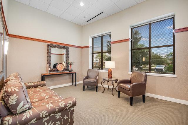 6420 Double Eagle Dr Unit 314, Woodridge, IL 60517 - photo 5