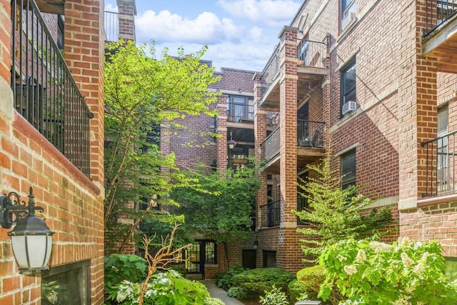 2112 N Seminary Ave Unit 19, Chicago, IL 60614 - view of building exterior