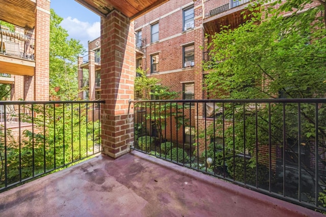 2112 N Seminary Ave Unit 19, Chicago, IL 60614 - view of balcony
