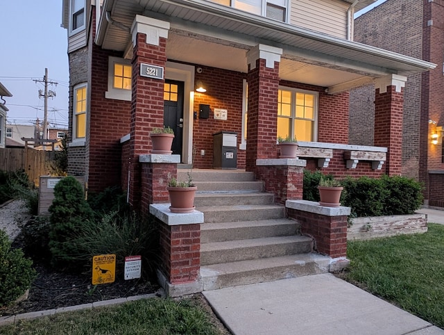 5221 W Cornelia Ave, Chicago, IL 60641 - photo 1