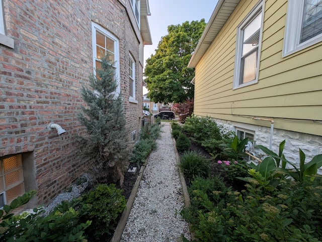 5221 W Cornelia Ave, Chicago, IL 60641 - photo 10