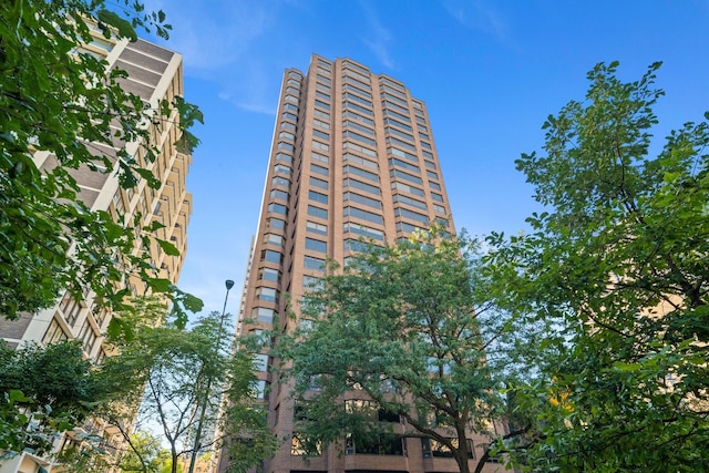 1410 N State Pkwy Unit 10B, Chicago, IL 60610