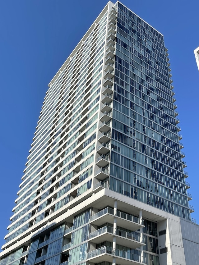 1720 S Michigan Ave Unit 2609, Chicago, IL 60616 - photo 1