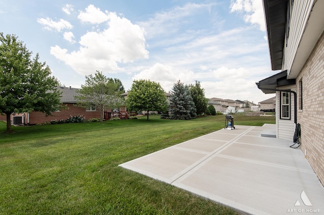 8619 Koehler Dr, Tinley Park, IL 60487 - view of green lawn featuring a patio area