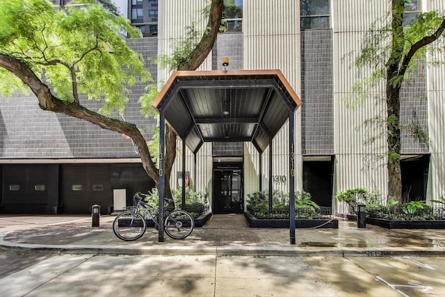 1310 N Ritchie Ct Unit 26B, Chicago, IL 60610 - photo 2