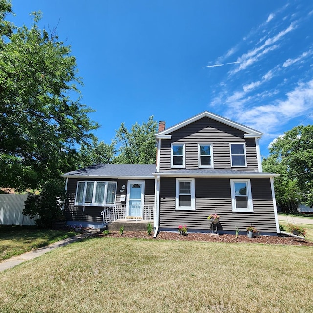 700 W Lafayette St, Ottawa, IL 61350 - traditional home with a chimney