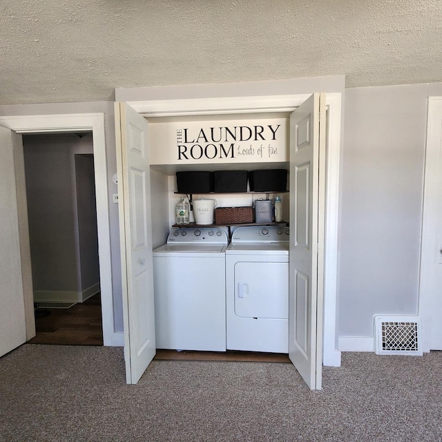 700 W Lafayette St, Ottawa, IL 61350 - washroom featuring independent washer and dryer, carpet, and a textured ceiling