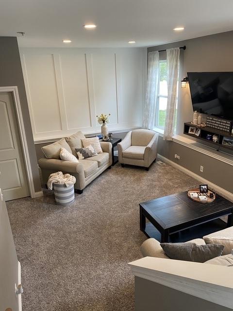 11880 Everglades Rd, Huntley, IL 60142 - living area with carpet floors and recessed lighting