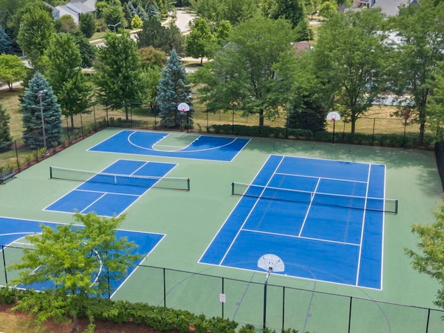 900 Heartland Park Ln, Antioch, IL 60002 - view of tennis court with community basketball court