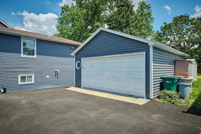 257 N Grace St, Lombard, IL 60148 - view of detached garage
