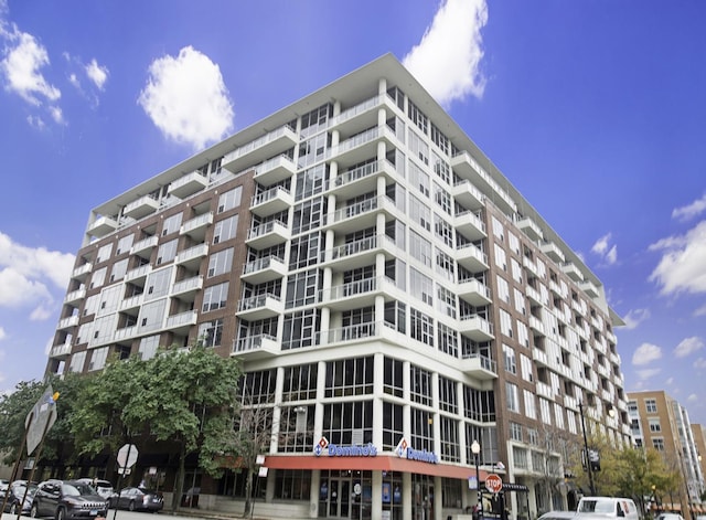 901 W Madison St Unit P84, Chicago, IL 60607