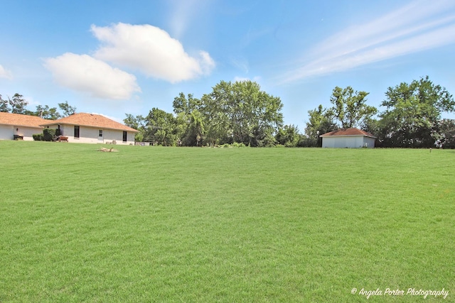 22039 W N Ave, Antioch, IL 60002 - view of green lawn