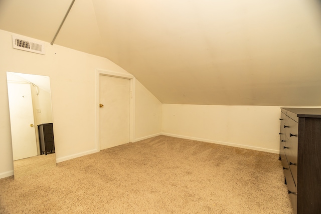 2815 W Fitch Ave, Chicago, IL 60645 - bonus room with vaulted ceiling and carpet