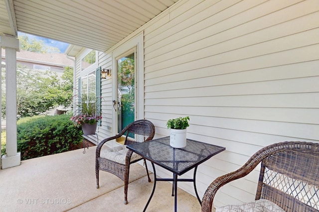 654 Linden Dr, Carol Stream, IL 60188 - view of patio