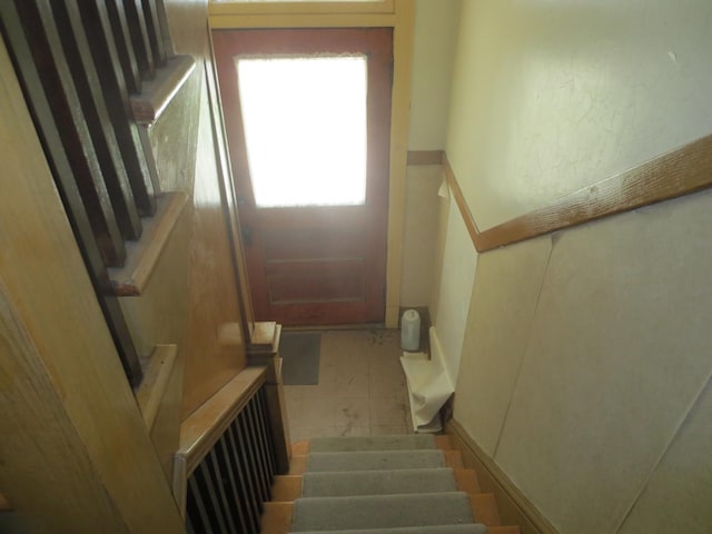 1642 W Olive Ave, Chicago, IL 60660 - view of stairway