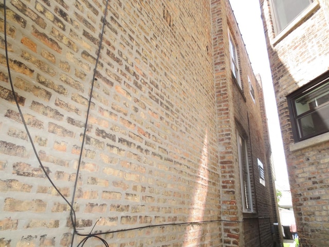 1642 W Olive Ave, Chicago, IL 60660 - view of side of home with brick siding