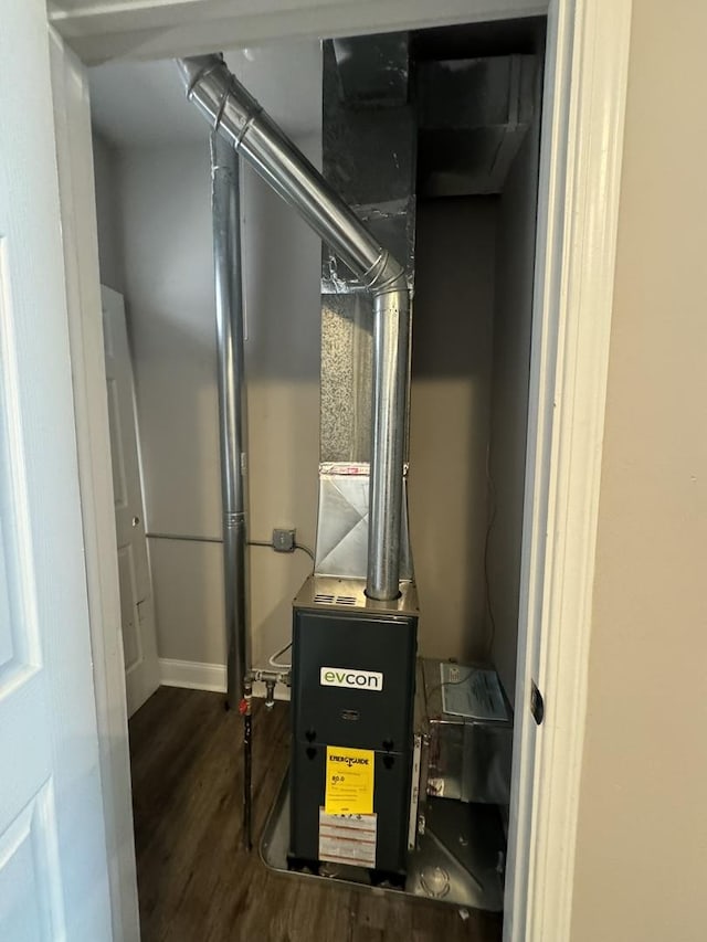 11022 S Vernon Ave, Chicago, IL 60628 - view of utility room