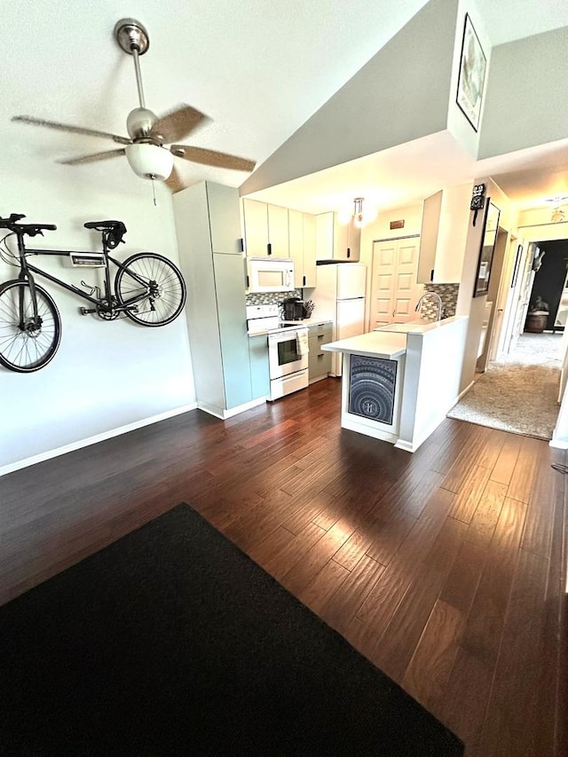 651 Virginia Rd Unit 327, Crystal Lake, IL 60014 - photo 5