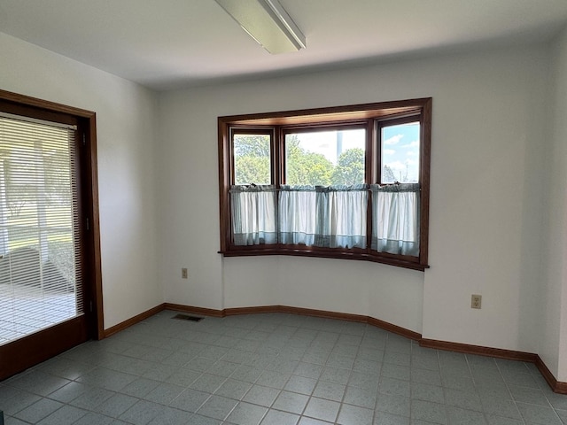 532 E 2nd St, Herscher, IL 60941 - unfurnished room with baseboards