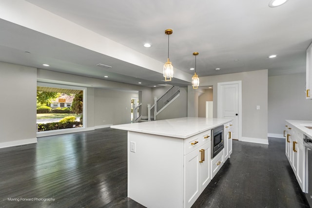 8600 E Prairie Rd, Skokie, IL 60076 - photo 12