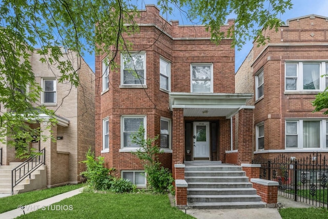 2536 N Austin Ave, Chicago, IL 60639 - photo 1