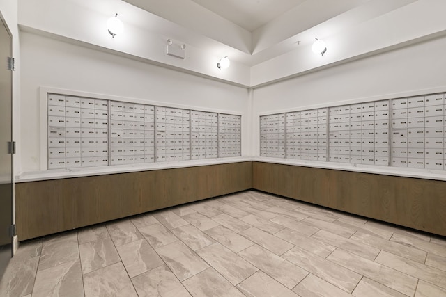 165 N Canal St Unit 1219, Chicago, IL 60606 - view of property's community featuring mail area