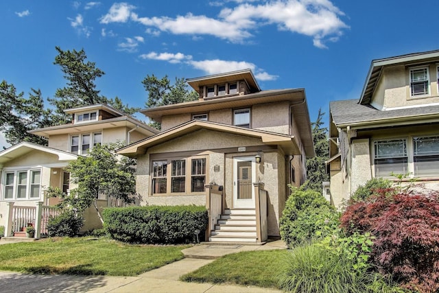 1003 Mapleton Ave, Oak Park, IL 60302 - american foursquare style home with stucco siding and a front yard