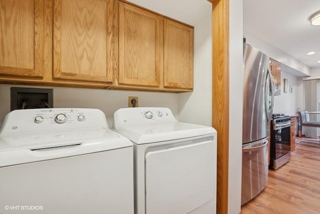 3749 W Glen Dr Unit 1001, Alsip, IL 60803 - laundry room with light wood-style flooring, independent washer and dryer, and recessed lighting