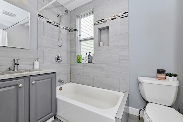 1931 N Leamington Ave, Chicago, IL 60639 - full bath featuring vanity and shower / tub combination