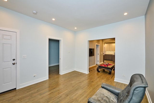 1931 N Leamington Ave, Chicago, IL 60639 - sitting room with wood finished floors and recessed lighting