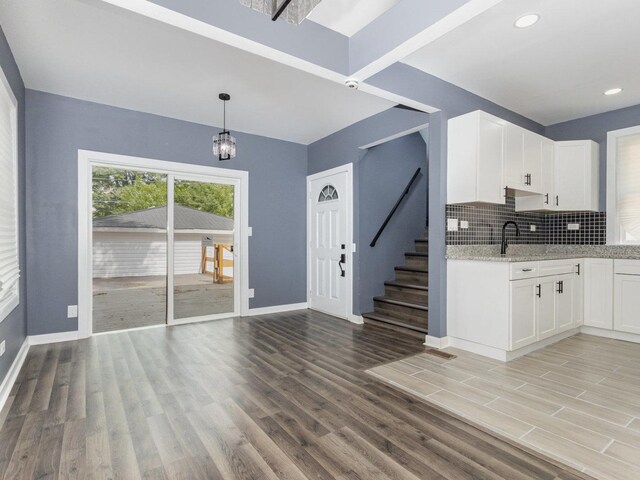 10727 S State St, Chicago, IL 60628 - photo 5