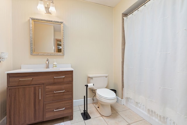 13635 W Ironwood Cir, Homer Glen, IL 60491 - bathroom with vanity, tile patterned flooring, and shower / tub combo with curtain