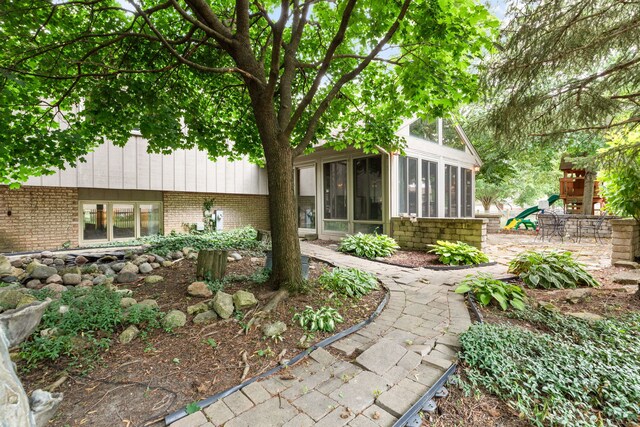 13635 W Ironwood Cir, Homer Glen, IL 60491 - view of yard with a sunroom