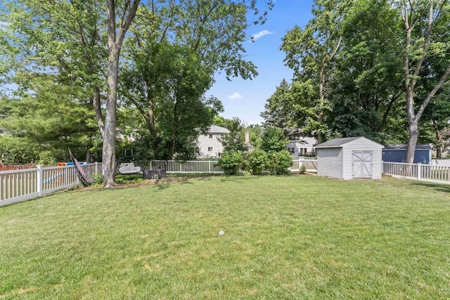 1507 Eton Ln, Naperville, IL 60565 - fenced backyard with a shed