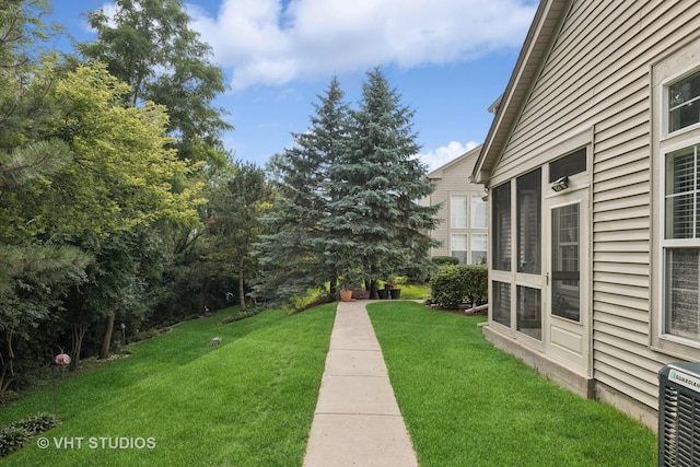 2501 Oak Dr, West Dundee, IL 60118 - photo 3