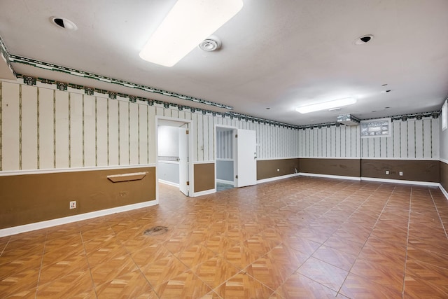 20020 Western Ave, Olympia Fields, IL 60461 - spare room with a smoke detector and wallpapered walls