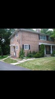 41 Mccarthy Rd, Park Forest, IL 60466 - view of front of house