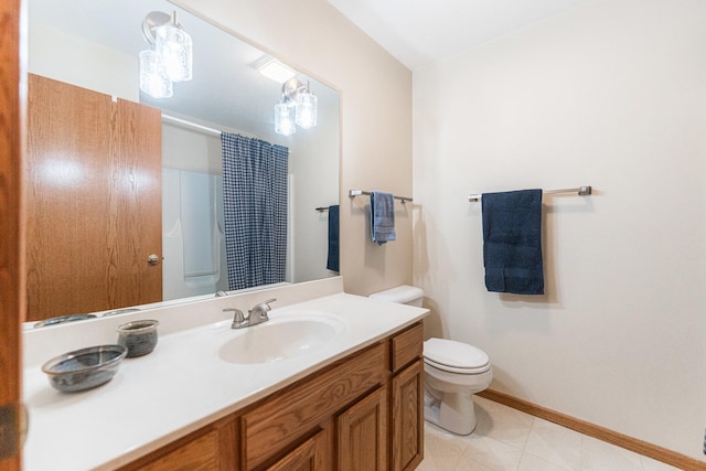 4 Meadow Trl W, Dekalb, IL 60115 - bathroom with vanity and curtained shower