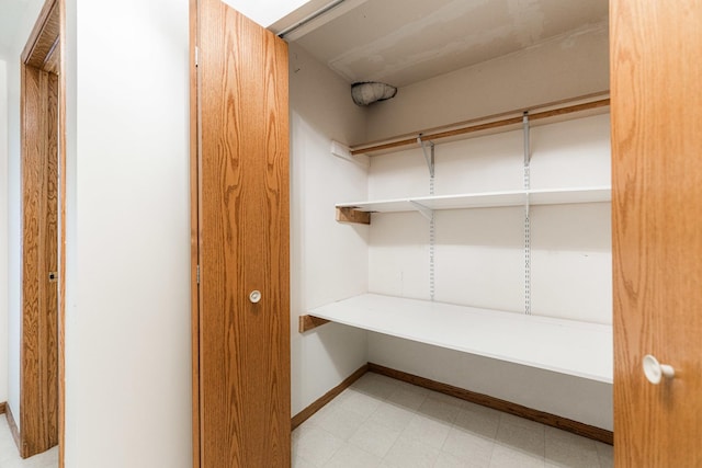 4 Meadow Trl W, Dekalb, IL 60115 - view of pantry