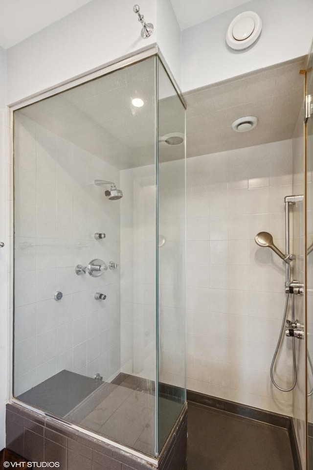 10039 Lacrosse Ave, Skokie, IL 60077 - photo 19