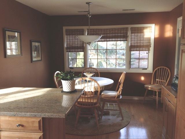 13216 N Country Club Ct Unit 2Aa, Palos Heights, IL 60463 - dining space featuring dark wood-style floors