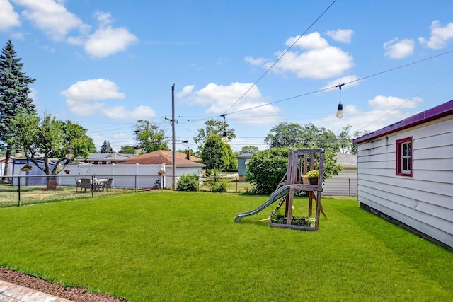733 Ashland Ave, Chicago Heights, IL 60411 - view of fenced backyard