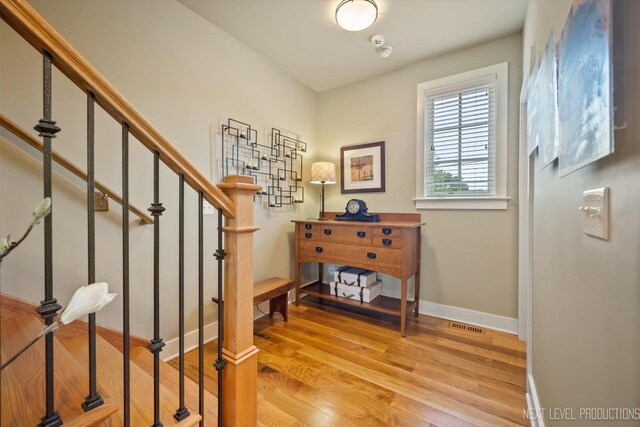520 Ohio Ave, Saint Charles, IL 60174 - entryway featuring light wood-style flooring and stairway